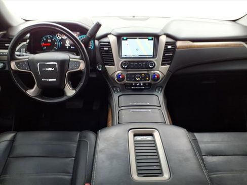 Used 2020 GMC Yukon Denali w/ Denali Ultimate Package image 22