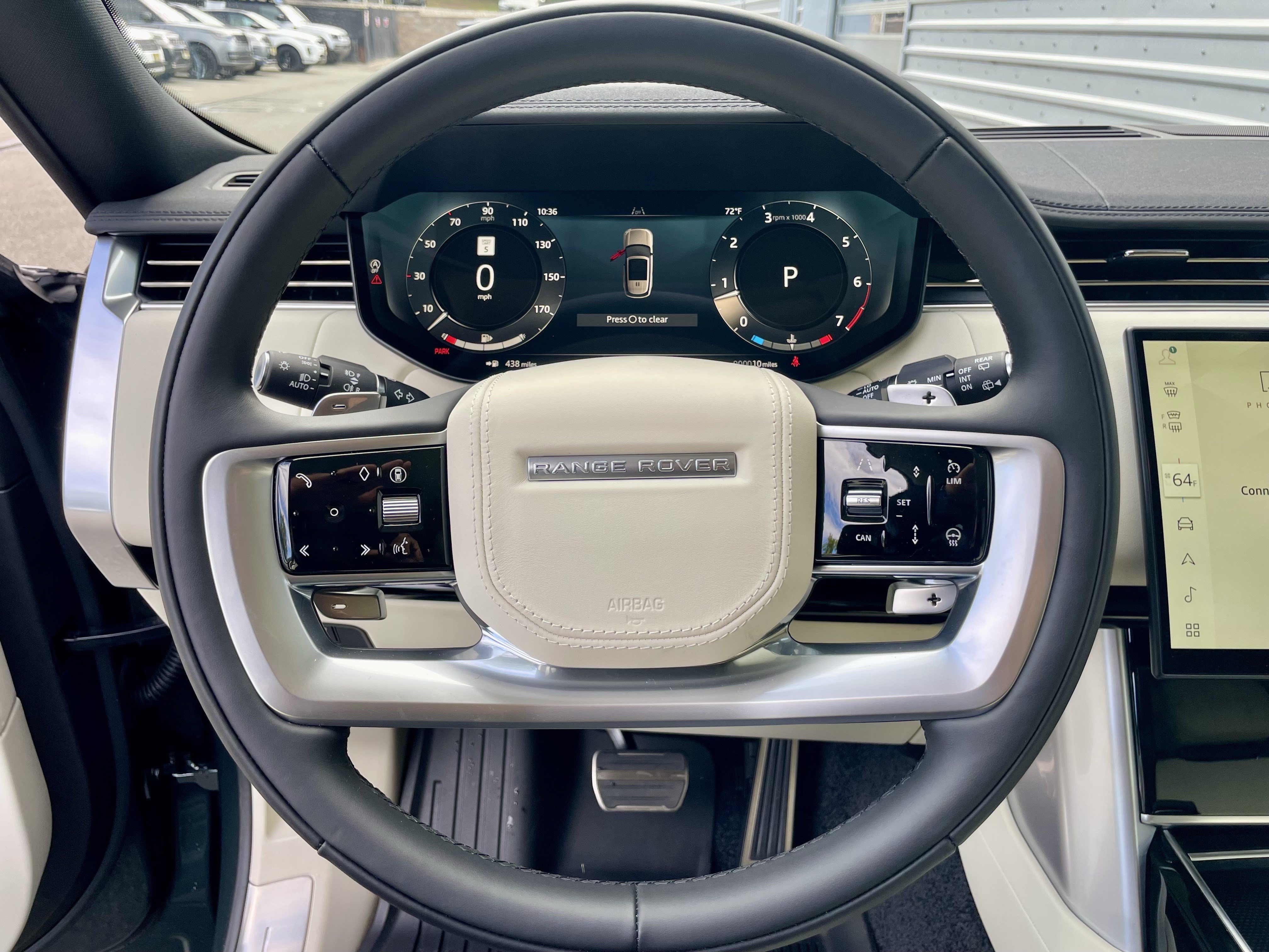 New 2027 Land Rover Range Rover Long Wheelbase SE AWD/4WD image 21