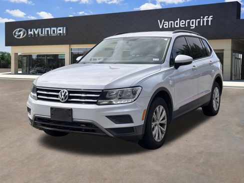Used 2019 Volkswagen Tiguan S image 2