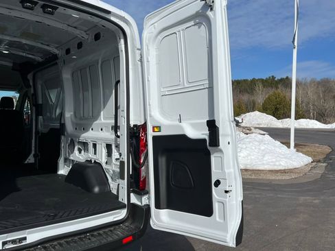 New 2026 Ford Transit 250 148 Medium Roof Extended AWD image 6
