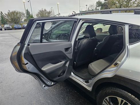 Used 2024 Subaru Crosstrek 2.0i Premium image 16