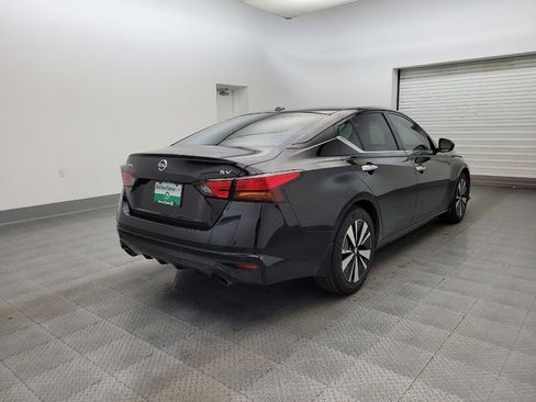 Used 2019 Nissan Altima 2.5 SV image 9