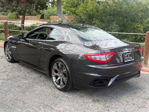 Used 2018 Maserati GranTurismo Sport RWD image 4
