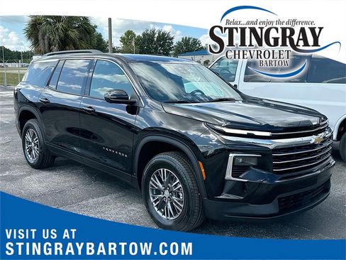 New 2026 Chevrolet Traverse LT w/ Driver Confidence Package image 1