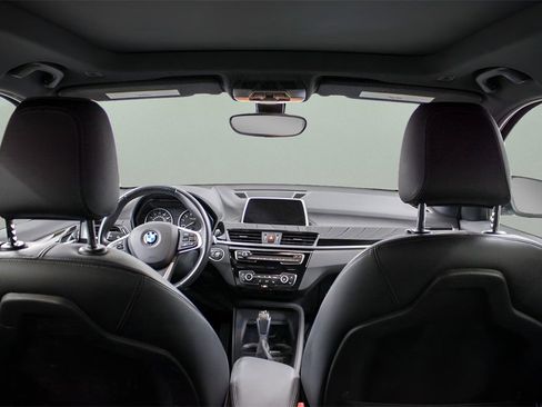 Used 2018 BMW X1 xDrive28i image 10