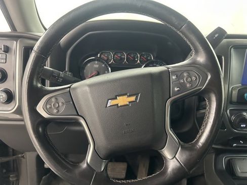 Used 2018 Chevrolet Silverado 1500 LT w/ All Star Edition image 10