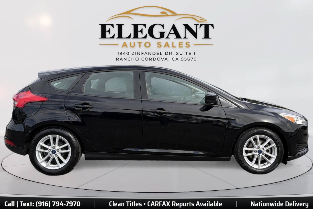 Used 2018 Ford Focus SE FWD image 4