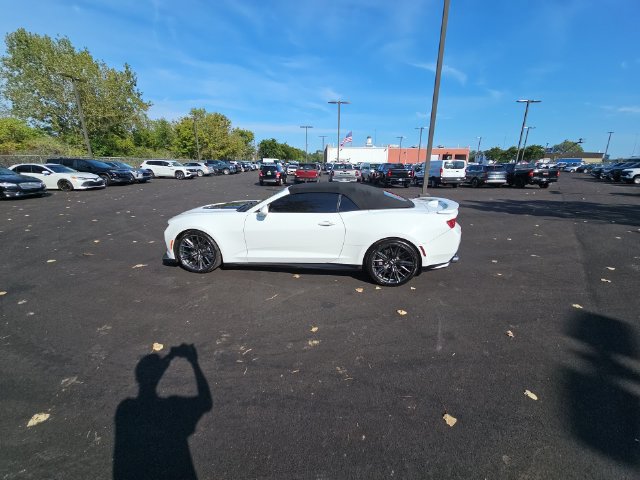 Used 2017 Chevrolet Camaro ZL1 RWD image 17