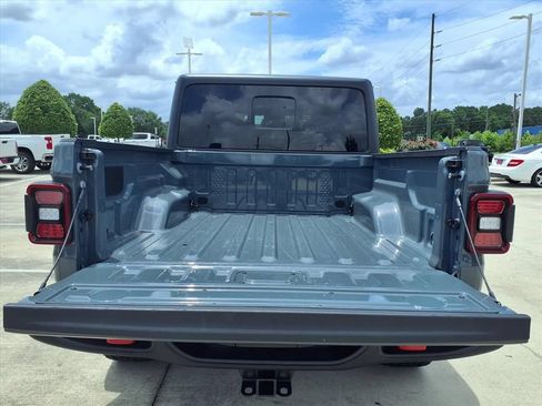 Used 2026 Jeep Gladiator Rubicon AWD/4WD image 12