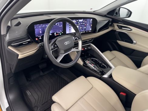 Used 2026 Audi Q5 Premium Plus AWD/4WD image 4