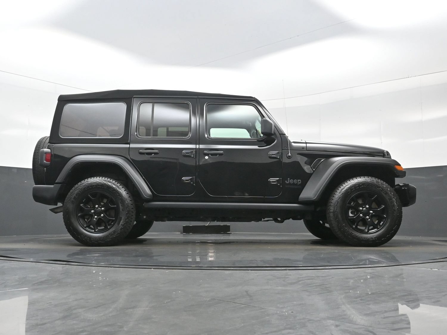 Used 2022 Jeep Wrangler Unlimited Sport AWD/4WD image 32
