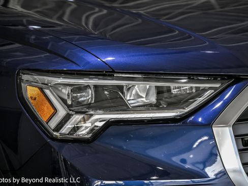 Used 2023 Audi Q3 2.0T Premium Plus image 3