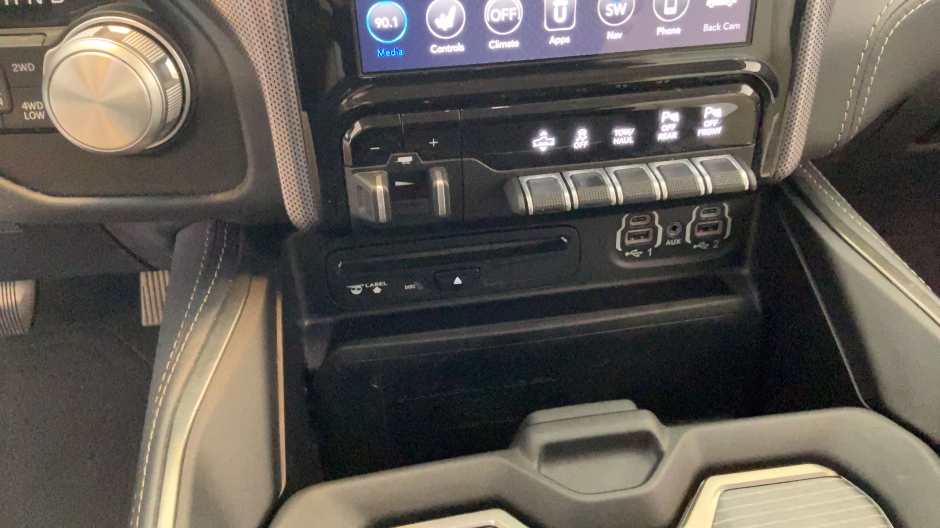 Used 2019 RAM 1500 Limited AWD/4WD image 17