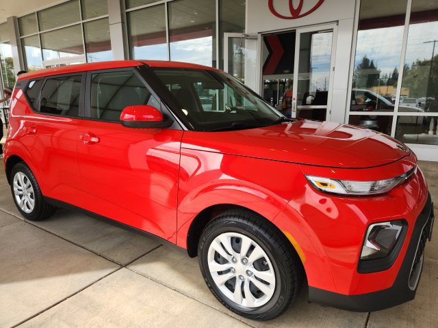 Used 2021 Kia Soul LX FWD image 4