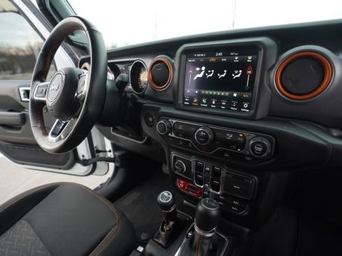 Used 2023 Jeep Gladiator Mojave w/ Trailer Tow Package image 30