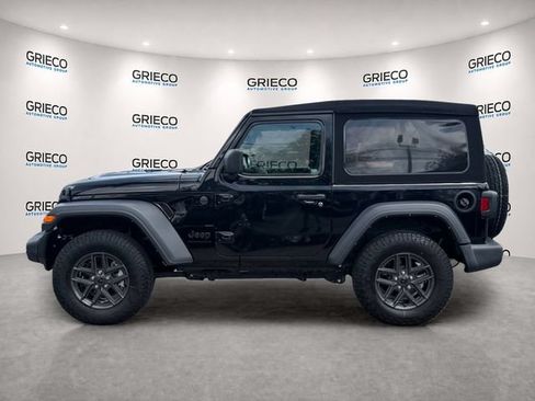 Used 2024 Jeep Wrangler Sport AWD/4WD image 4
