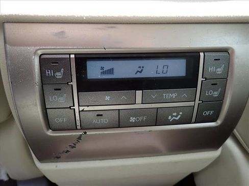 Used 2011 Lexus GX 460 Premium AWD/4WD image 9