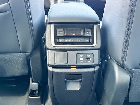 New 2026 Subaru Ascent Limited w/ Popular Package #2 AWD/4WD image 32