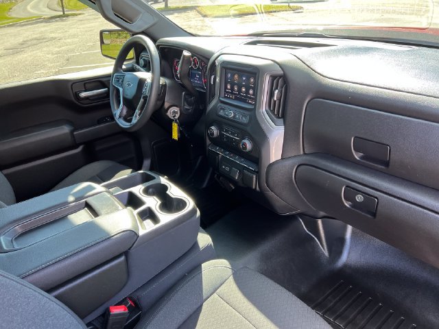 Used 2022 Chevrolet Silverado 1500 Custom Trail Boss w/ Safety Confidence Package AWD/4WD image 39