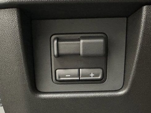 New 2025 GMC Canyon AT4 w/ AT4X Package image 17