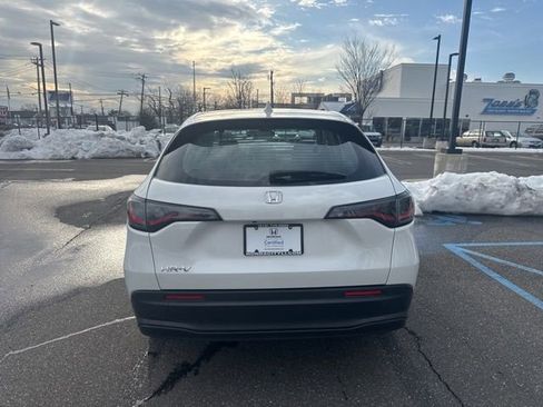 Certified 2023 Honda HR-V LX image 7