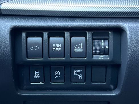 Used 2020 Subaru Forester Limited AWD/4WD image 30