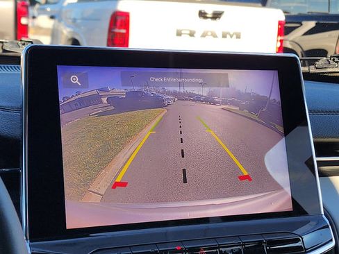 Certified 2022 Jeep Compass Limited image 10