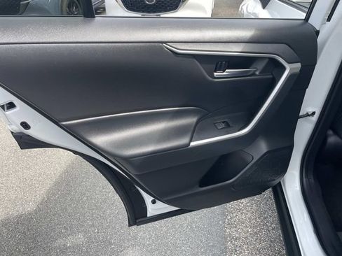 Used 2024 Toyota RAV4 XLE FWD image 18