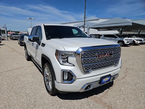 Used 2019 GMC Sierra 1500 Denali w/ Denali Ultimate Package AWD/4WD image 2