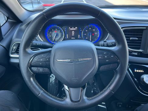 Used 2019 Chrysler Pacifica Touring Plus w/ S Appearance Package image 28