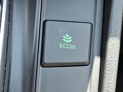 Used 2017 Honda CR-V EX image 23