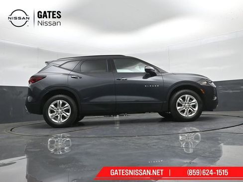 Used 2021 Chevrolet Blazer LT AWD/4WD image 37