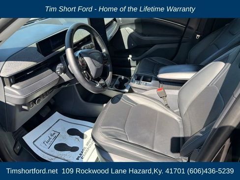 Used 2025 Ford Mustang Mach-E Premium AWD/4WD image 9