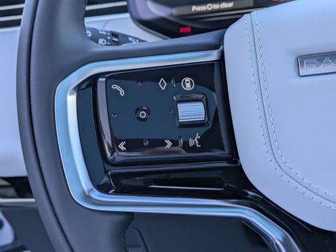 New 2026 Land Rover Range Rover Sport SE AWD/4WD image 17