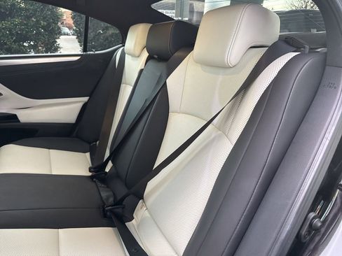 Certified 2025 Lexus ES 300h F Sport image 36