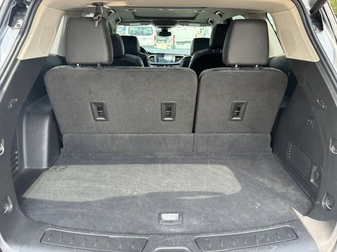 Used 2020 Buick Enclave Avenir w/ Avenir Technology Package FWD image 19