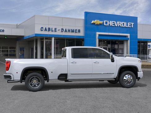New 2026 Chevrolet Silverado 3500 High Country w/ High Country Premium Package AWD/4WD image 5