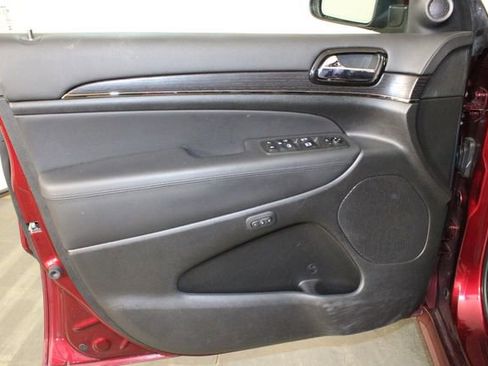 Used 2021 Jeep Grand Cherokee High Altitude AWD/4WD image 18