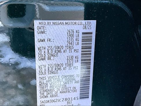 Used 2025 Nissan Pathfinder Platinum w/ Cargo Package image 31