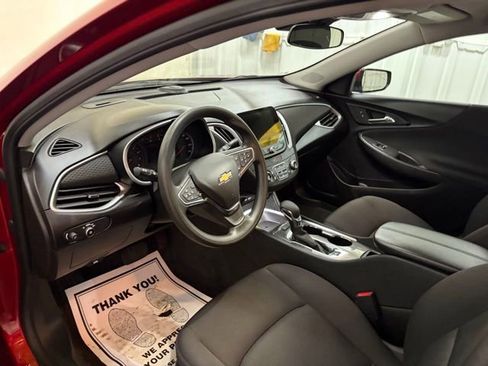 Used 2024 Chevrolet Malibu LT image 27