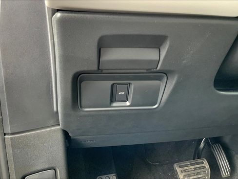 New 2026 Land Rover Range Rover Evoque S image 19