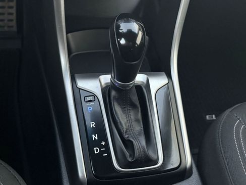 Used 2016 Hyundai Elantra GT w/ Option Group 02 image 18