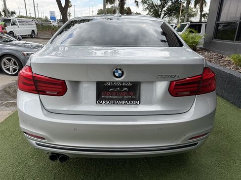 Used 2018 BMW 330i Sedan RWD image 5