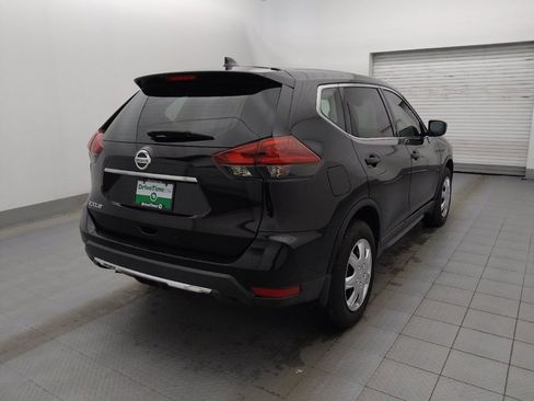Used 2020 Nissan Rogue S image 9
