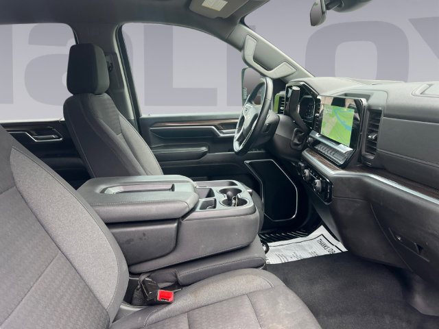 Used 2024 Chevrolet Silverado 2500 LT AWD/4WD image 17