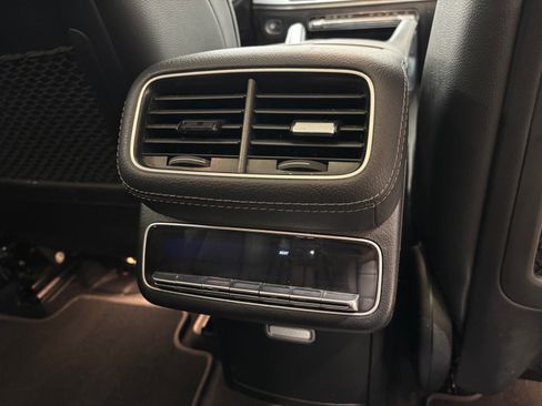 Used 2023 Mercedes-Benz GLS 450 4MATIC image 36