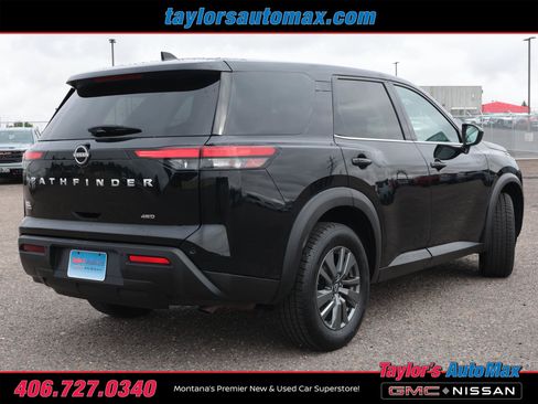 Used 2024 Nissan Pathfinder S AWD/4WD image 4