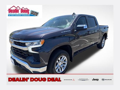Used 2024 Chevrolet Silverado 1500 LT AWD/4WD image 1