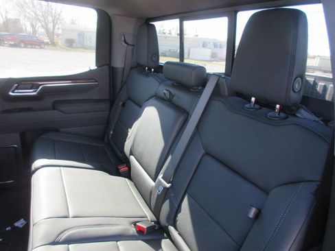 New 2026 GMC Sierra 1500 Elevation w/ Elevation Premium Package AWD/4WD image 15