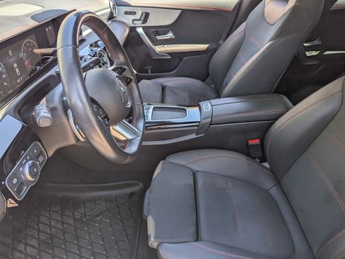Used 2024 Mercedes-Benz CLA 250 4MATIC image 17